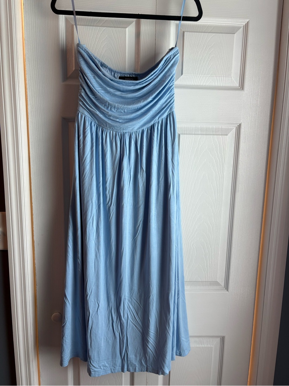 Zesica Strapless Midi Dress